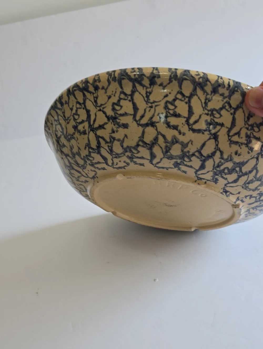 Vintage Robinson Ransbottom Pottery RRP Roseville OH Blue Sponge Pasta Bowl 12